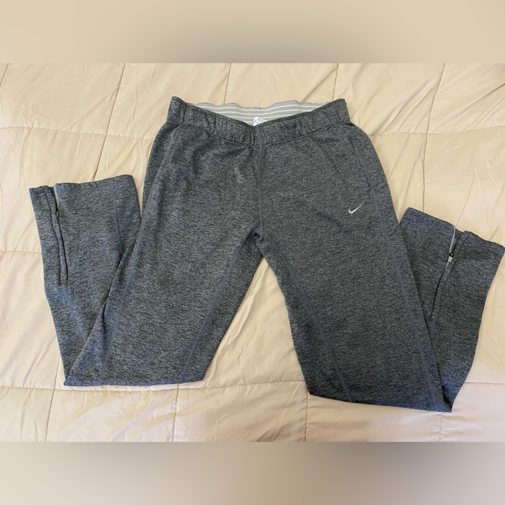 Nike therma fit sweatpants